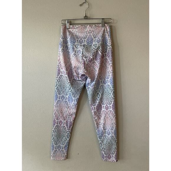 Onzie Pastel Print Cropped Crop Activewear Gym Leggings Size S/M Multi Color - Picture 2 of 7